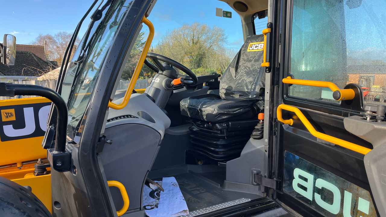 JCB LOADALL 542-70 AGRIXTRA - Teleszkópos rakodó: 5 kép. JCB LOADALL 542-70 AGRIXTRA - Teleszkópos rakodó: 5 kép.