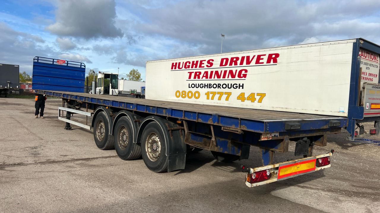 KASSBOHRER FLAT - Platós félpótkocsi: 4 kép. KASSBOHRER FLAT - Platós félpótkocsi: 4 kép.