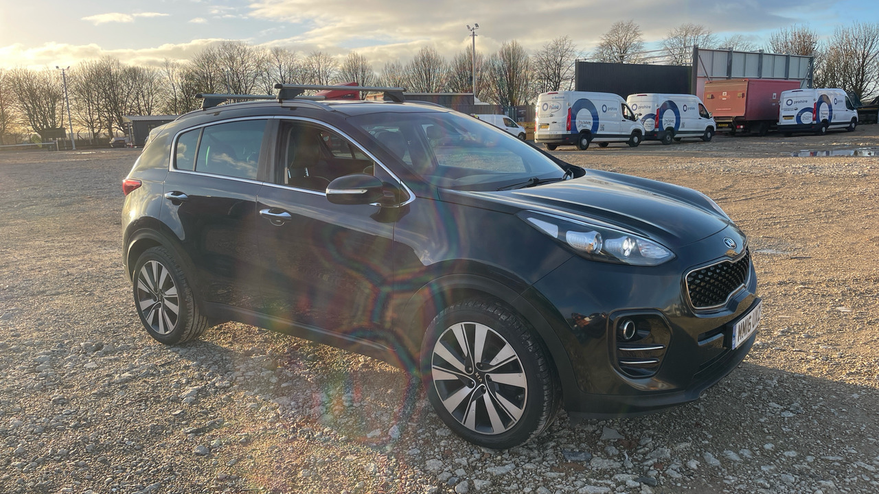 KIA SPORTAGE 3 ISG 1.7 CRDI - Kombi: 1 kép. KIA SPORTAGE 3 ISG 1.7 CRDI - Kombi: 1 kép.