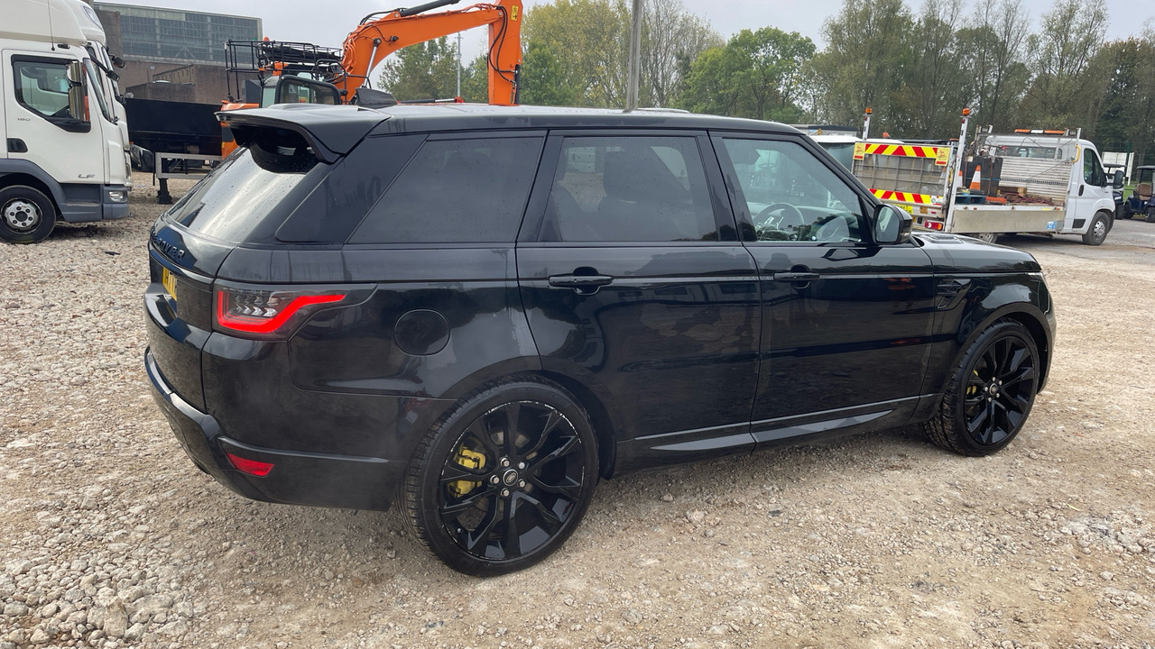 Land Rover Range Rover Sport 2.0 SD4 HSE - Kombi: 4 kép. Land Rover Range Rover Sport 2.0 SD4 HSE - Kombi: 4 kép.