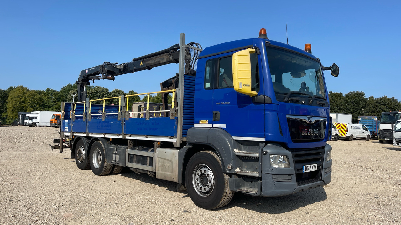 MAN TGS 26.360 - Platós teherautó, Darus autó: 1 kép. MAN TGS 26.360 - Platós teherautó, Darus autó: 1 kép.