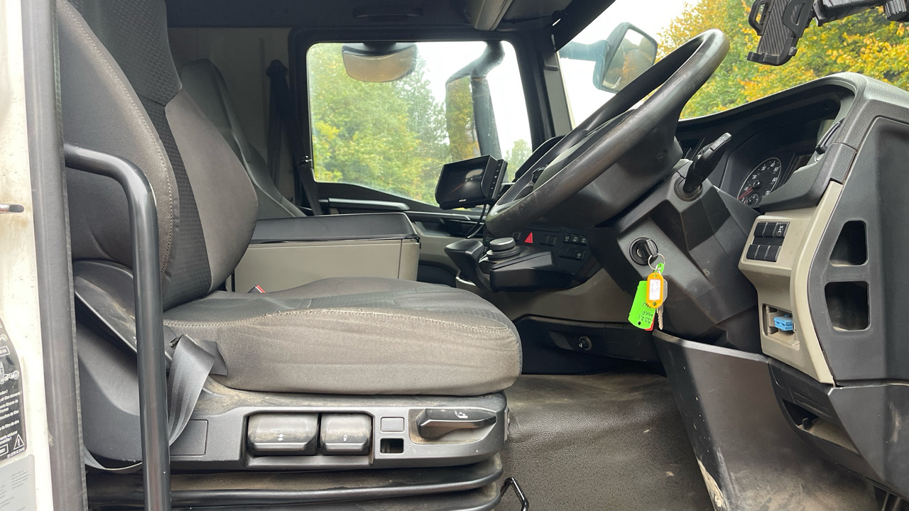 MAN TGS 35.430 - Billenőplatós teherautó: 5 kép. MAN TGS 35.430 - Billenőplatós teherautó: 5 kép.