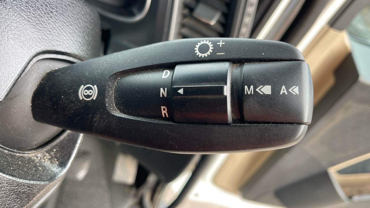 Ponyvás teherautó MERCEDES-BENZ ACTROS  2530: 10 kép.