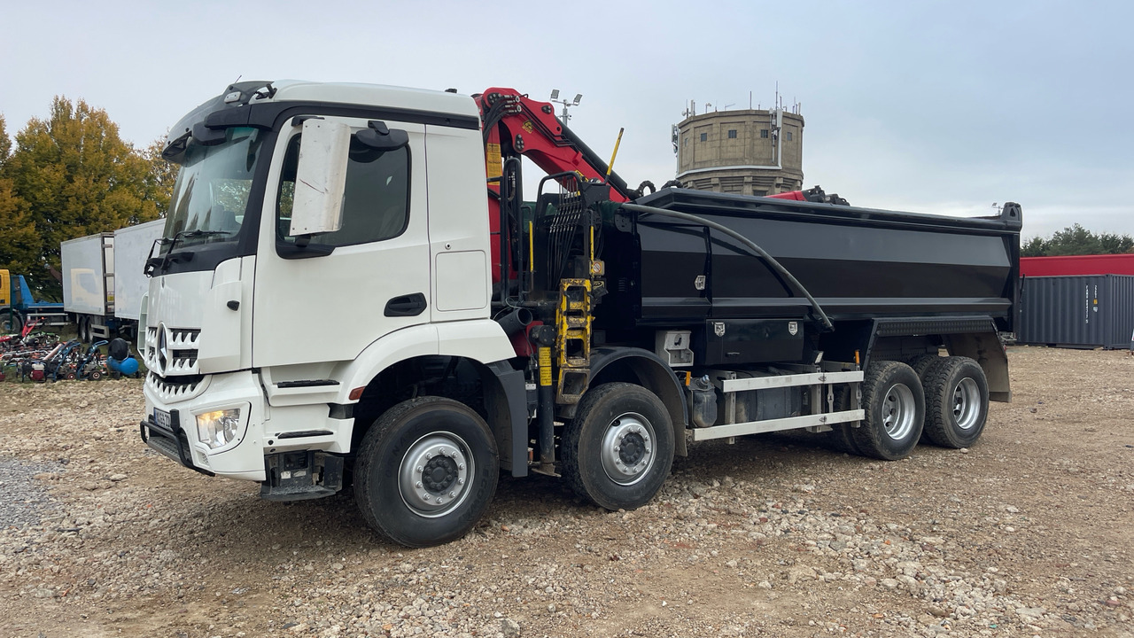 MERCEDES-BENZ AROCS - Billenőplatós teherautó, Darus autó: 2 kép. MERCEDES-BENZ AROCS - Billenőplatós teherautó, Darus autó: 2 kép.