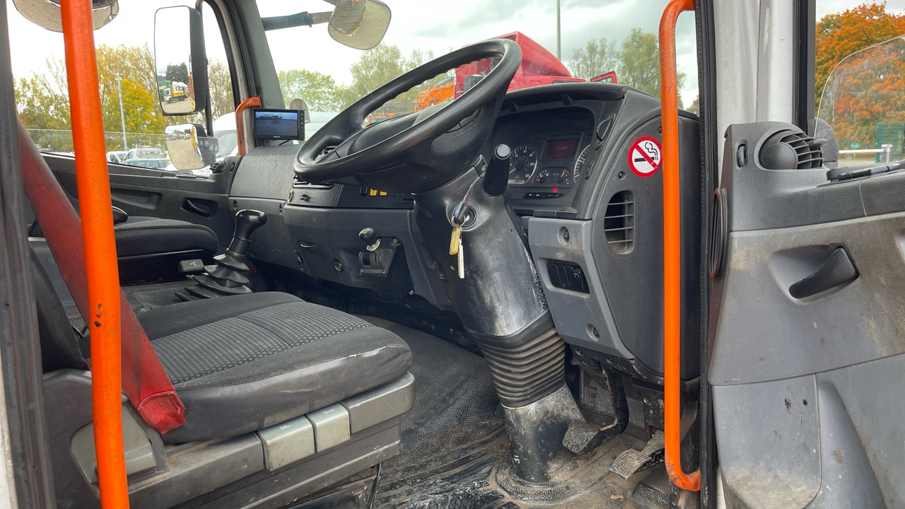 MERCEDES-BENZ ATEGO 816 - Billenőplatós teherautó: 5 kép. MERCEDES-BENZ ATEGO 816 - Billenőplatós teherautó: 5 kép.