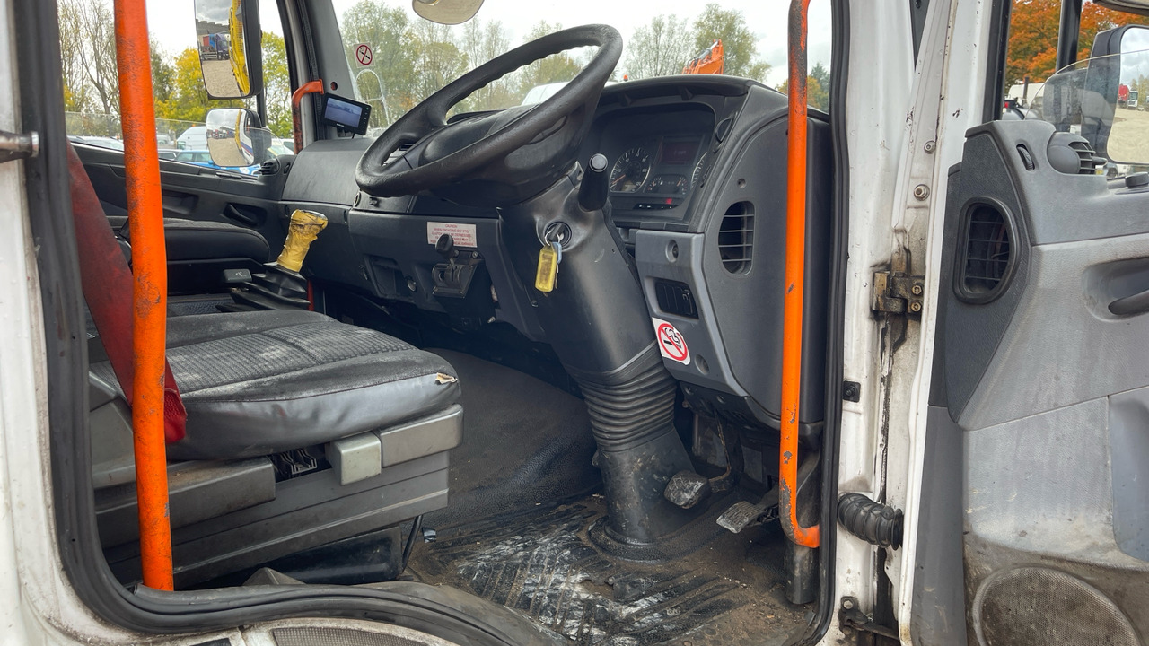 MERCEDES-BENZ ATEGO 816 - Billenőplatós teherautó: 5 kép. MERCEDES-BENZ ATEGO 816 - Billenőplatós teherautó: 5 kép.