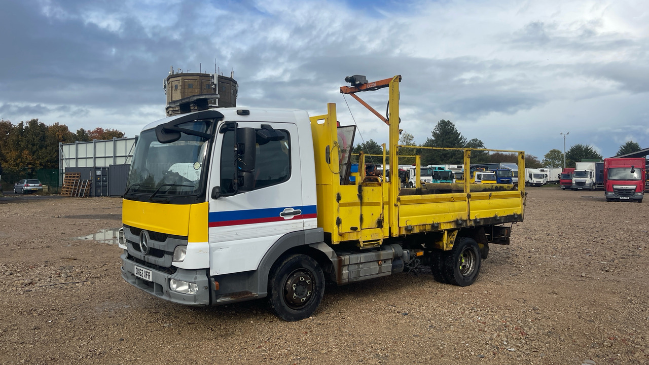 MERCEDES-BENZ ATEGO 816 - Billenőplatós teherautó: 2 kép. MERCEDES-BENZ ATEGO 816 - Billenőplatós teherautó: 2 kép.