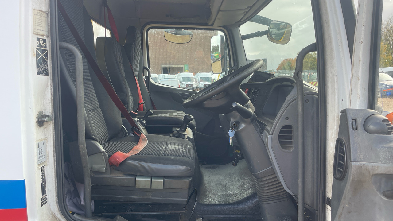 MERCEDES-BENZ ATEGO 816 - Billenőplatós teherautó: 5 kép. MERCEDES-BENZ ATEGO 816 - Billenőplatós teherautó: 5 kép.