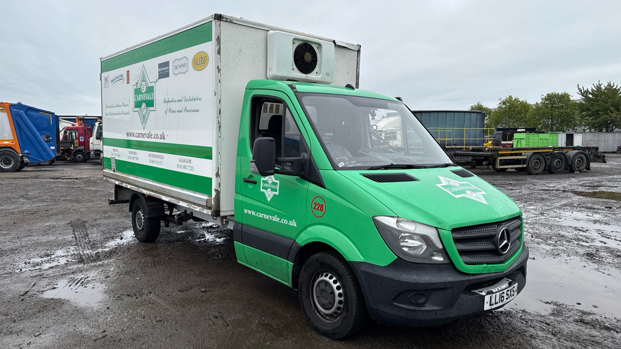 MERCEDES-BENZ SPRINTER 313 CDI - Alvaz teherautó: 1 kép. MERCEDES-BENZ SPRINTER 313 CDI - Alvaz teherautó: 1 kép.