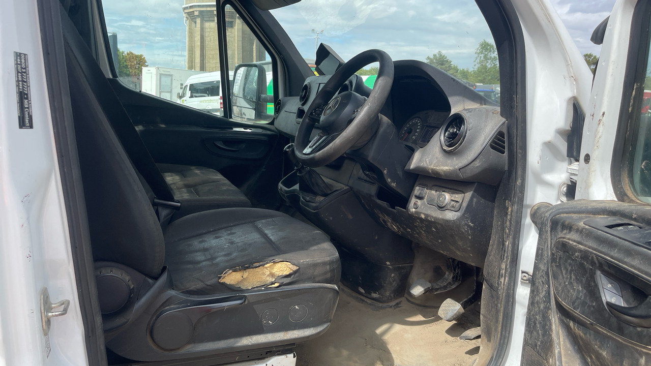 MERCEDES-BENZ SPRINTER 314 CDI - Platós kisteherautó: 5 kép. MERCEDES-BENZ SPRINTER 314 CDI - Platós kisteherautó: 5 kép.