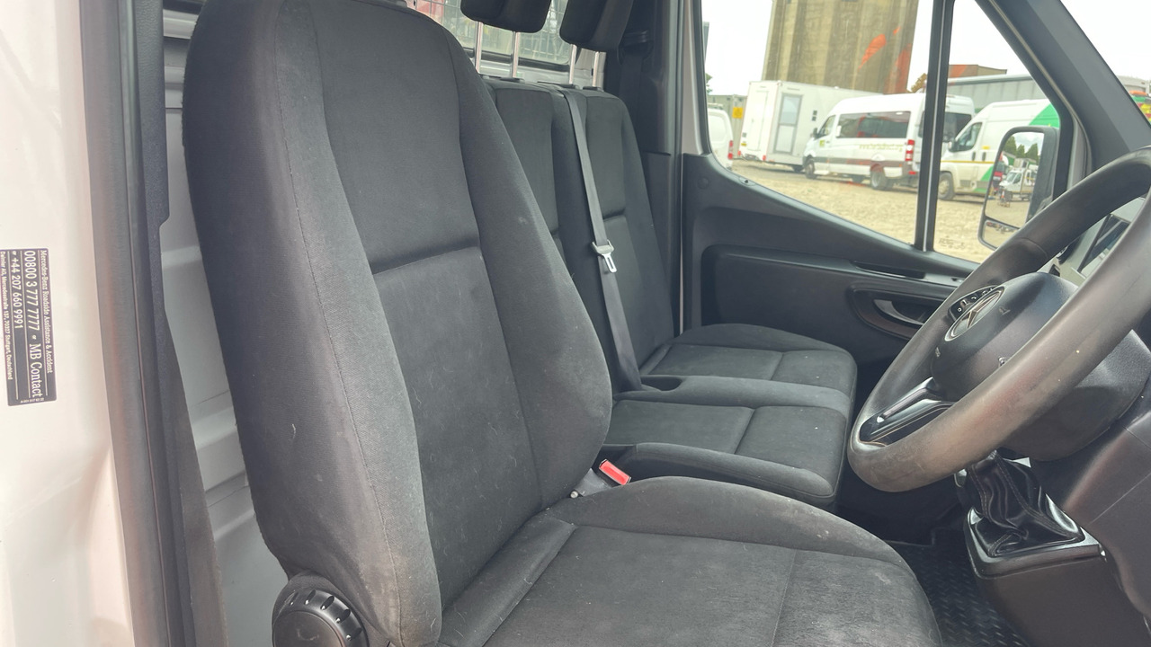 Platós kisteherautó MERCEDES-BENZ SPRINTER 314 CDI: 8 kép.