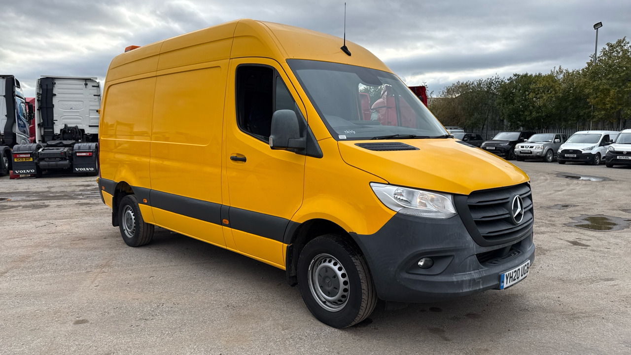 MERCEDES-BENZ SPRINTER 316 CDI - Dobozos kisteherautó: 1 kép. MERCEDES-BENZ SPRINTER 316 CDI - Dobozos kisteherautó: 1 kép.