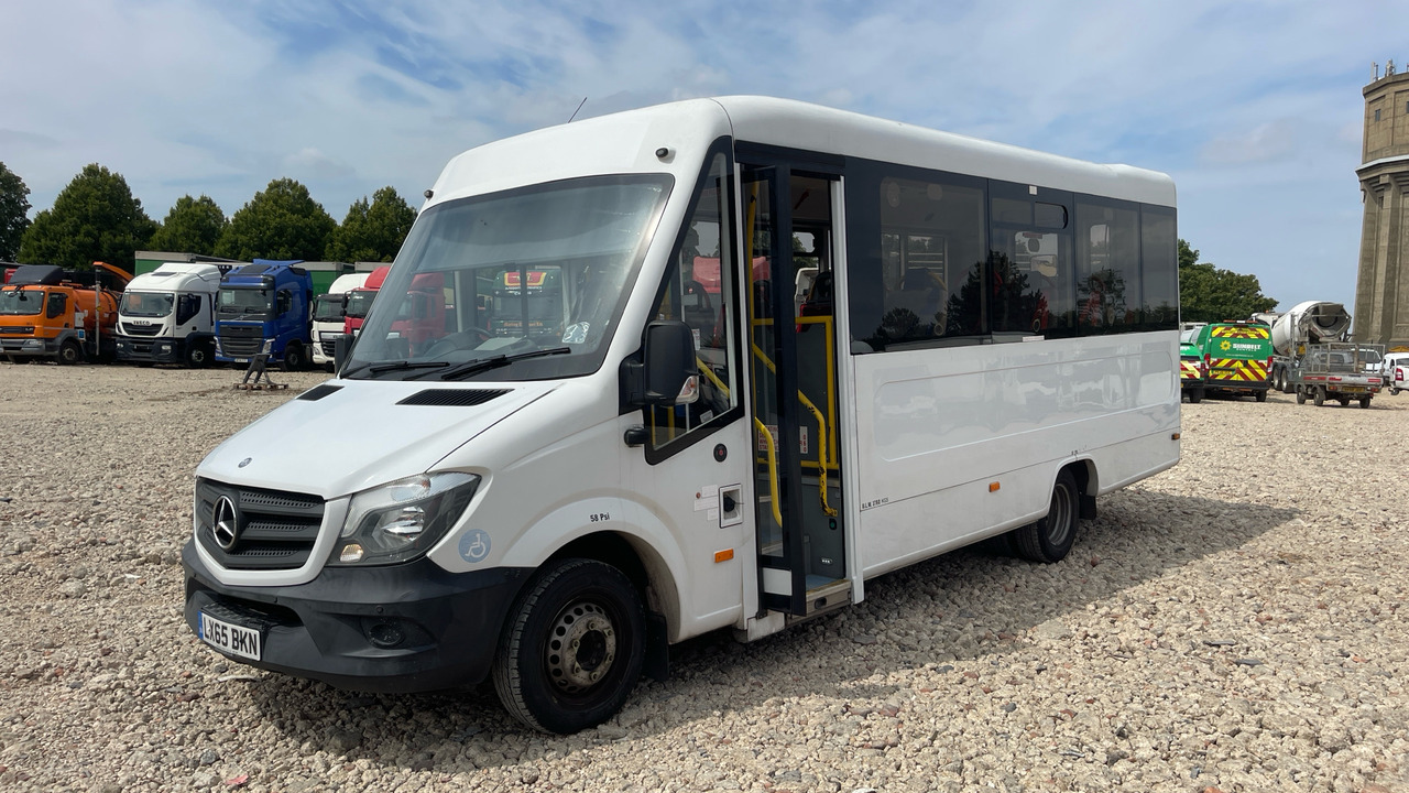 MERCEDES-BENZ SPRINTER 513 CDI - Minibusz, Kisbusz: 2 kép. MERCEDES-BENZ SPRINTER 513 CDI - Minibusz, Kisbusz: 2 kép.