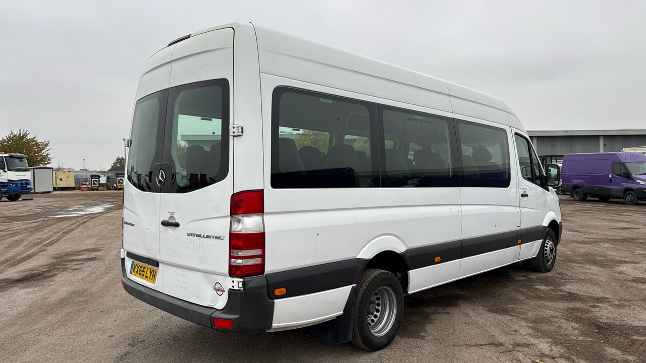 MERCEDES-BENZ SPRINTER 513 - Minibusz, Kisbusz: 4 kép. MERCEDES-BENZ SPRINTER 513 - Minibusz, Kisbusz: 4 kép.