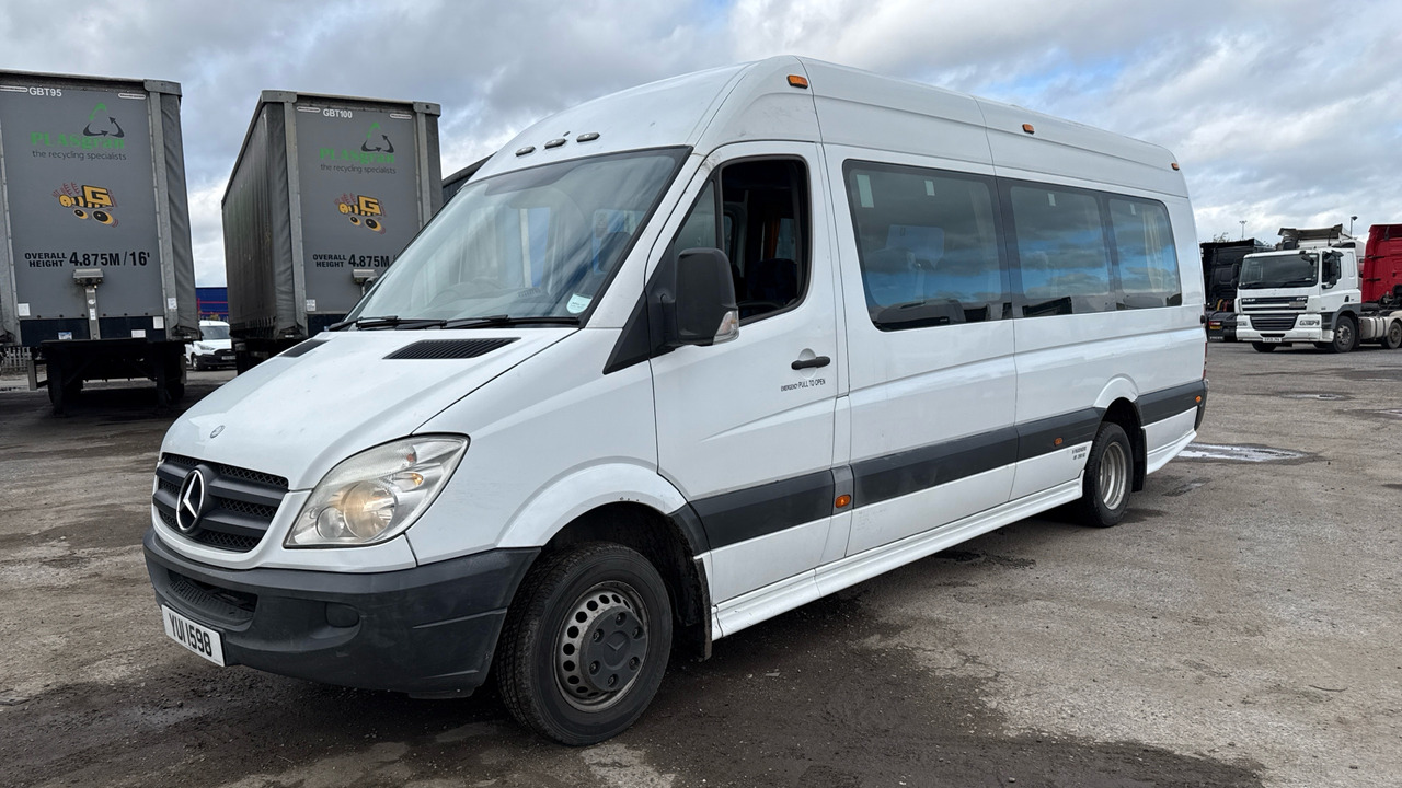 MERCEDES-BENZ SPRINTER 515 CDI - Minibusz, Kisbusz: 2 kép. MERCEDES-BENZ SPRINTER 515 CDI - Minibusz, Kisbusz: 2 kép.