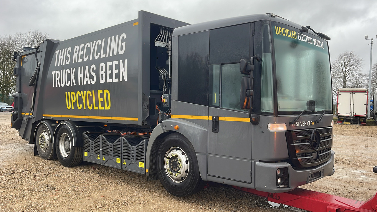 Mercedes-Benz Econic - Szemetesautó: 1 kép. Mercedes-Benz Econic - Szemetesautó: 1 kép.