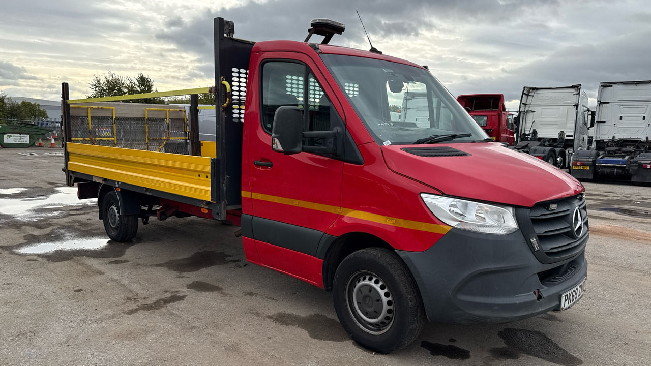 Mercedes-Benz Sprinter 314 CDI - Platós kisteherautó: 1 kép. Mercedes-Benz Sprinter 314 CDI - Platós kisteherautó: 1 kép.