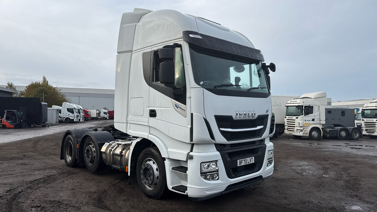 IVECO STRALIS 460 - Nyergesvontató: 1 kép. IVECO STRALIS 460 - Nyergesvontató: 1 kép.