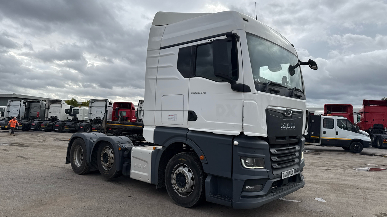 MAN TGX 26.470 - Nyergesvontató: 1 kép. MAN TGX 26.470 - Nyergesvontató: 1 kép.