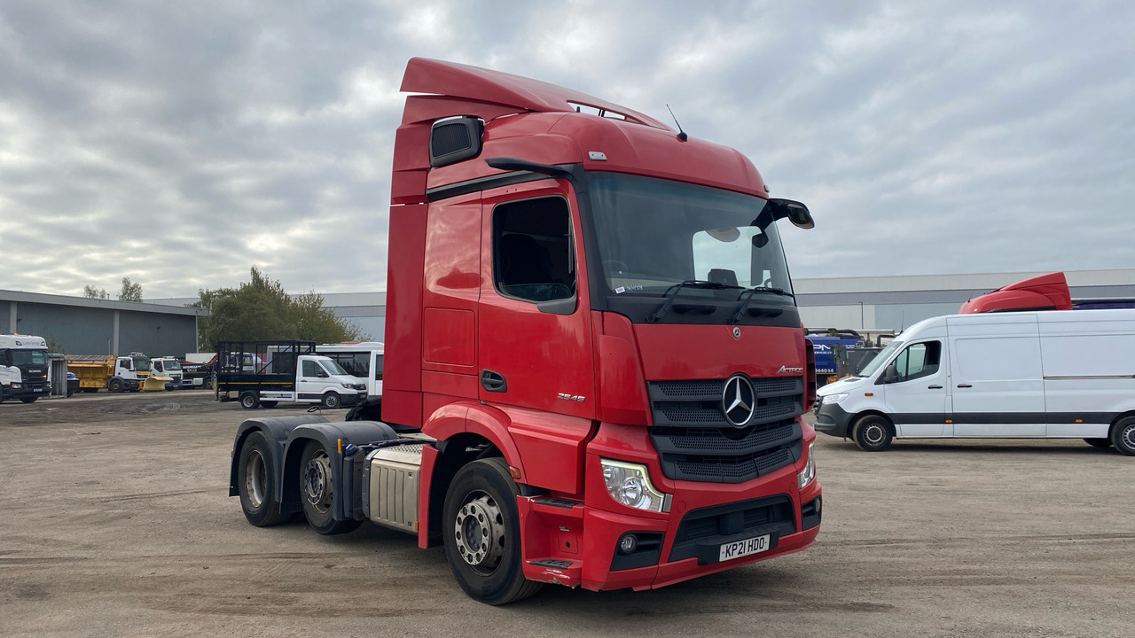 MERCEDES-BENZ ACTROS 2545 - Nyergesvontató: 1 kép. MERCEDES-BENZ ACTROS 2545 - Nyergesvontató: 1 kép.