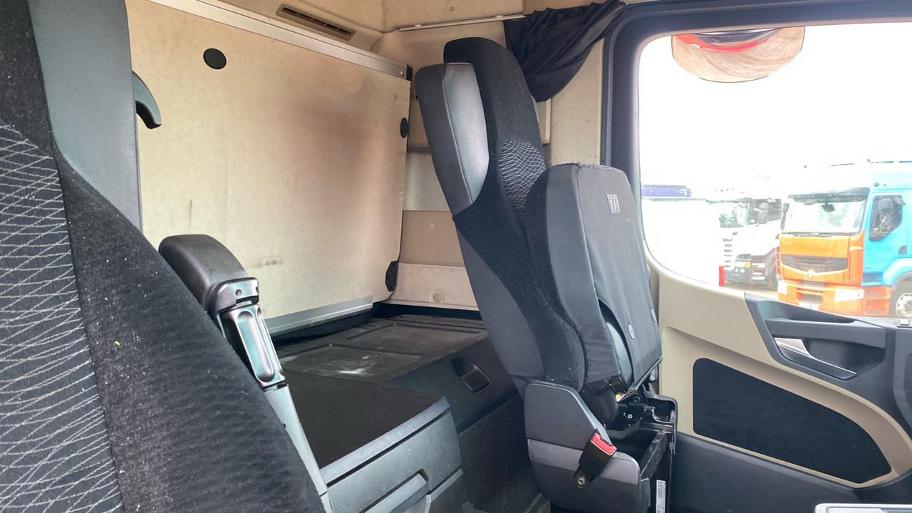 Nyergesvontató MERCEDES-BENZ ACTROS  2545: 8 kép.