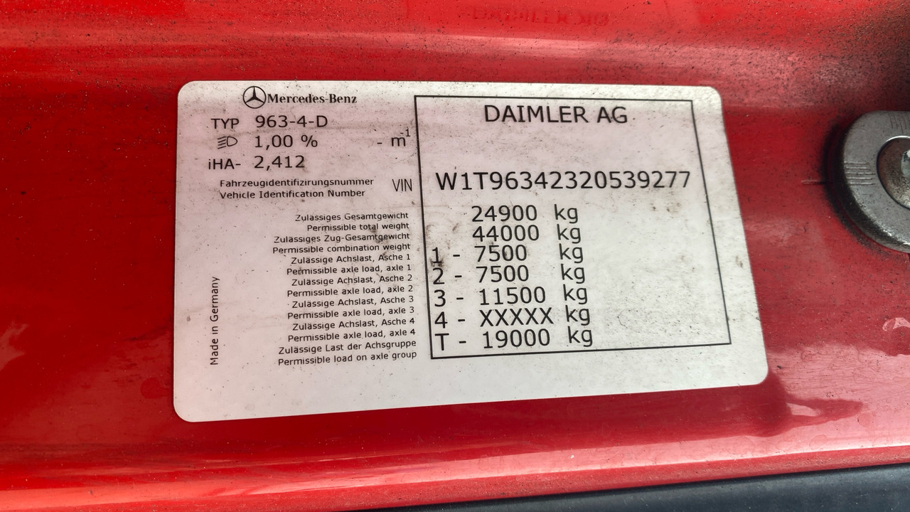 Nyergesvontató MERCEDES-BENZ ACTROS  2545: 11 kép.