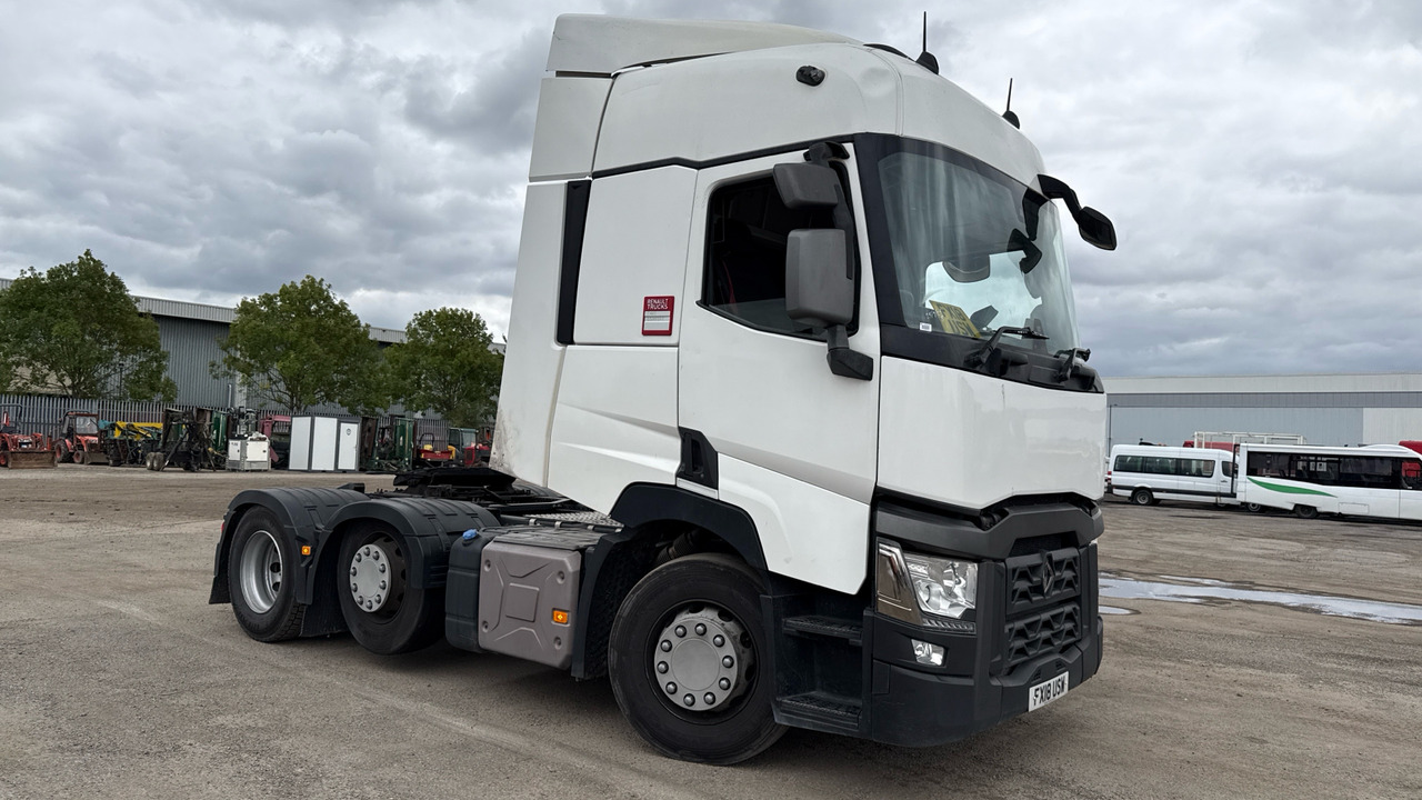 RENAULT T 460 - Nyergesvontató: 1 kép. RENAULT T 460 - Nyergesvontató: 1 kép.