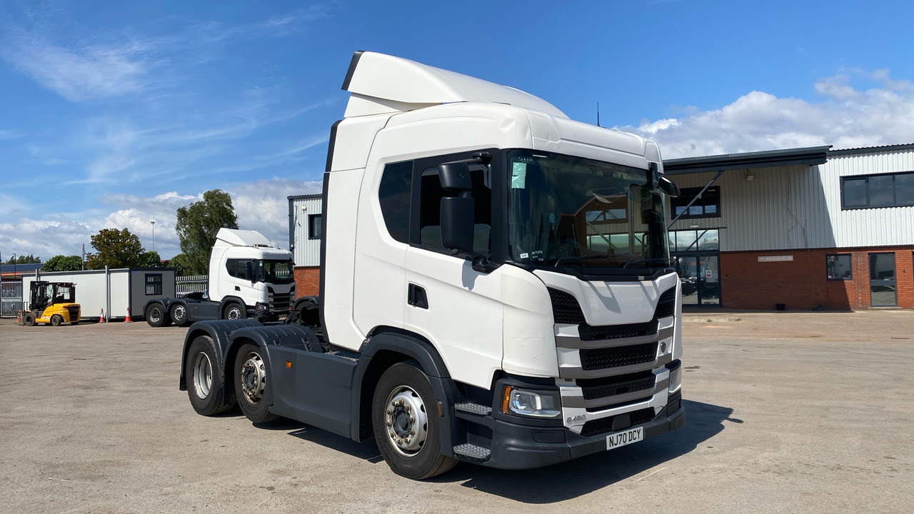 SCANIA G 450 - Nyergesvontató: 1 kép. SCANIA G 450 - Nyergesvontató: 1 kép.