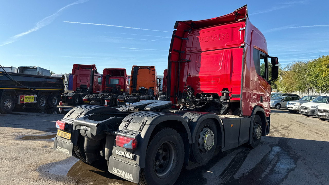 SCANIA R 450 - Nyergesvontató: 4 kép. SCANIA R 450 - Nyergesvontató: 4 kép.