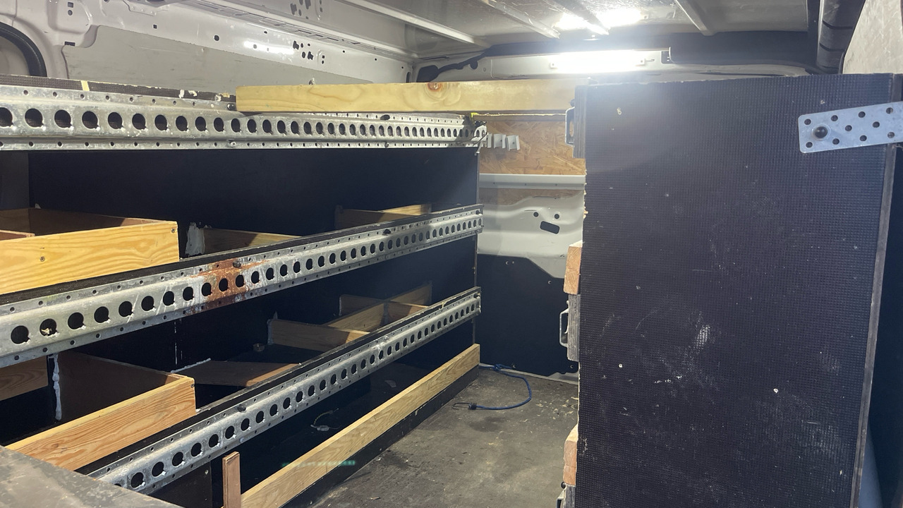 Furgon PEUGEOT EXPERT  PROFESSIONAL 1.5 BLUEHDI: 16 kép.