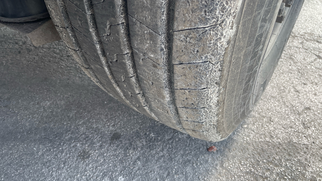 Pótkocsi FRUEHAUF TIPPER: 20 kép.