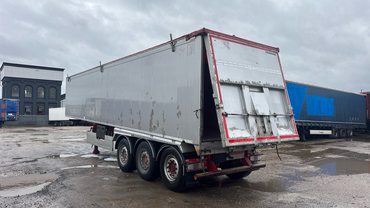 FRUEHAUF TIPPER - Pótkocsi: 4 kép. FRUEHAUF TIPPER - Pótkocsi: 4 kép.