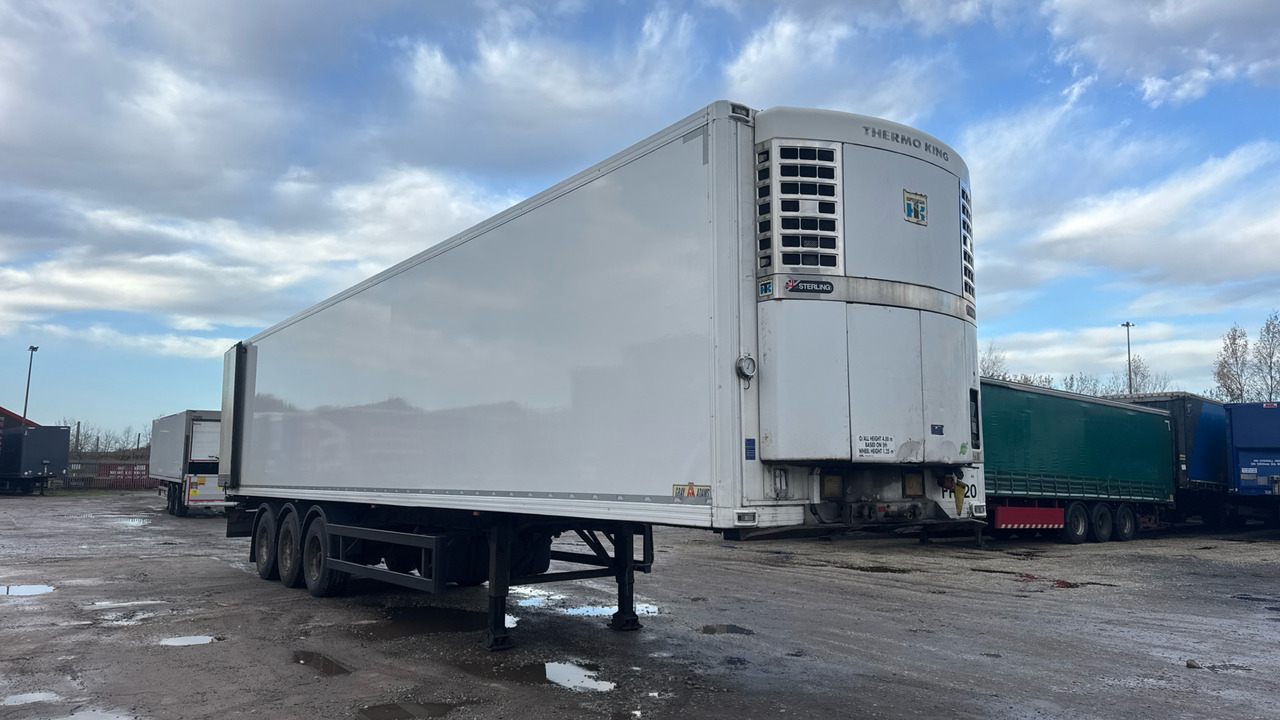 GRAY ADAMS FRIDGE BOX - Pótkocsi: 2 kép. GRAY ADAMS FRIDGE BOX - Pótkocsi: 2 kép.