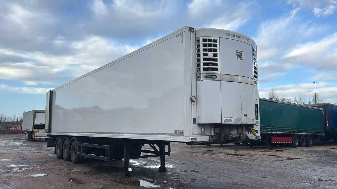 GRAY ADAMS FRIDGE BOX - Pótkocsi: 1 kép. GRAY ADAMS FRIDGE BOX - Pótkocsi: 1 kép.