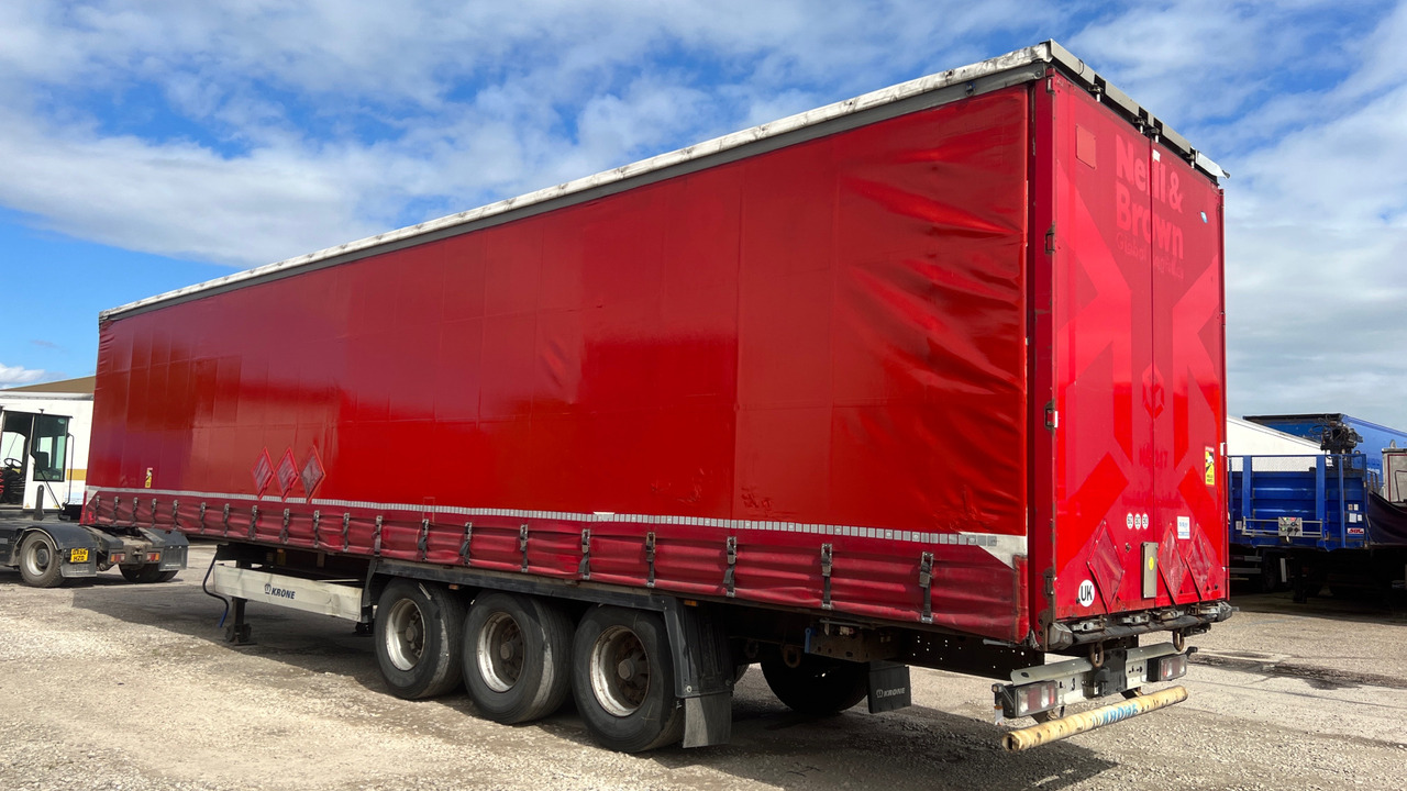 KRONE CURTAINSIDE EUROLINER - Pótkocsi: 4 kép. KRONE CURTAINSIDE EUROLINER - Pótkocsi: 4 kép.