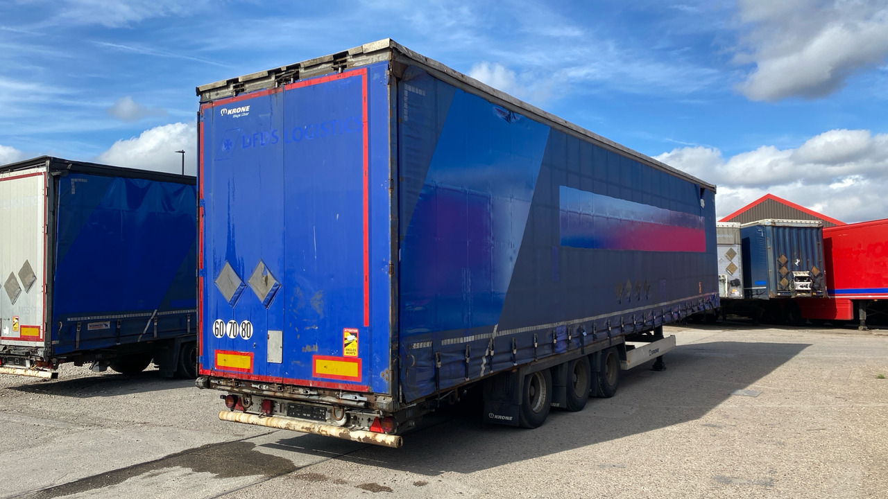 KRONE CURTAINSIDE EUROLINER - Pótkocsi: 5 kép. KRONE CURTAINSIDE EUROLINER - Pótkocsi: 5 kép.