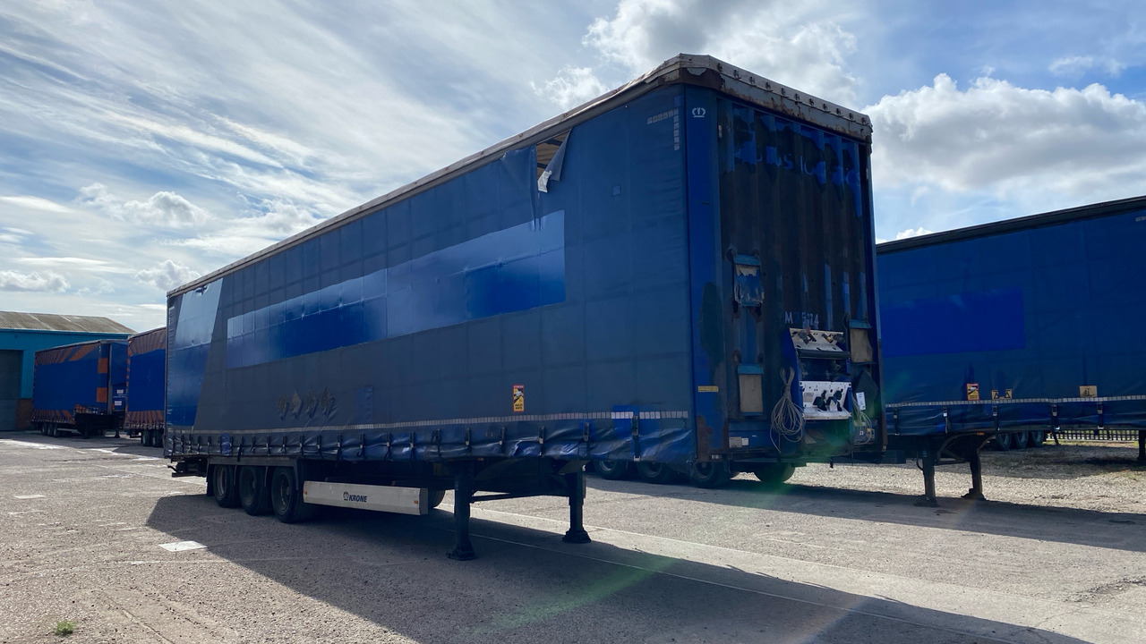 KRONE CURTAINSIDE EUROLINER - Pótkocsi: 2 kép. KRONE CURTAINSIDE EUROLINER - Pótkocsi: 2 kép.