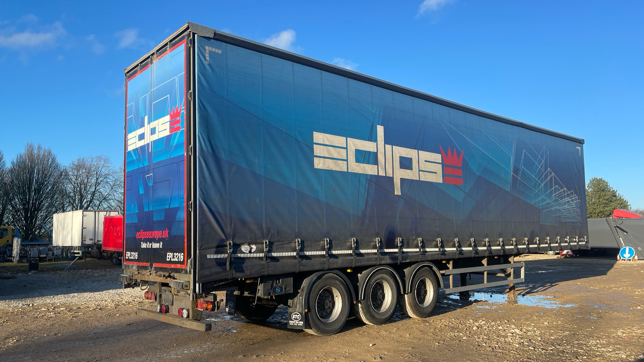 LAWRENCE DAVID CURTAINSIDE - Pótkocsi: 5 kép. LAWRENCE DAVID CURTAINSIDE - Pótkocsi: 5 kép.