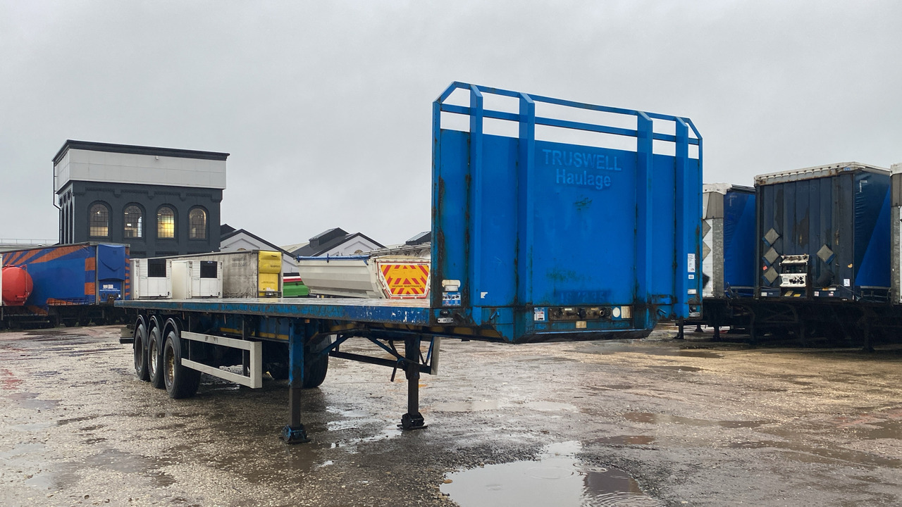 MONTRACON FLAT - Pótkocsi: 1 kép. MONTRACON FLAT - Pótkocsi: 1 kép.