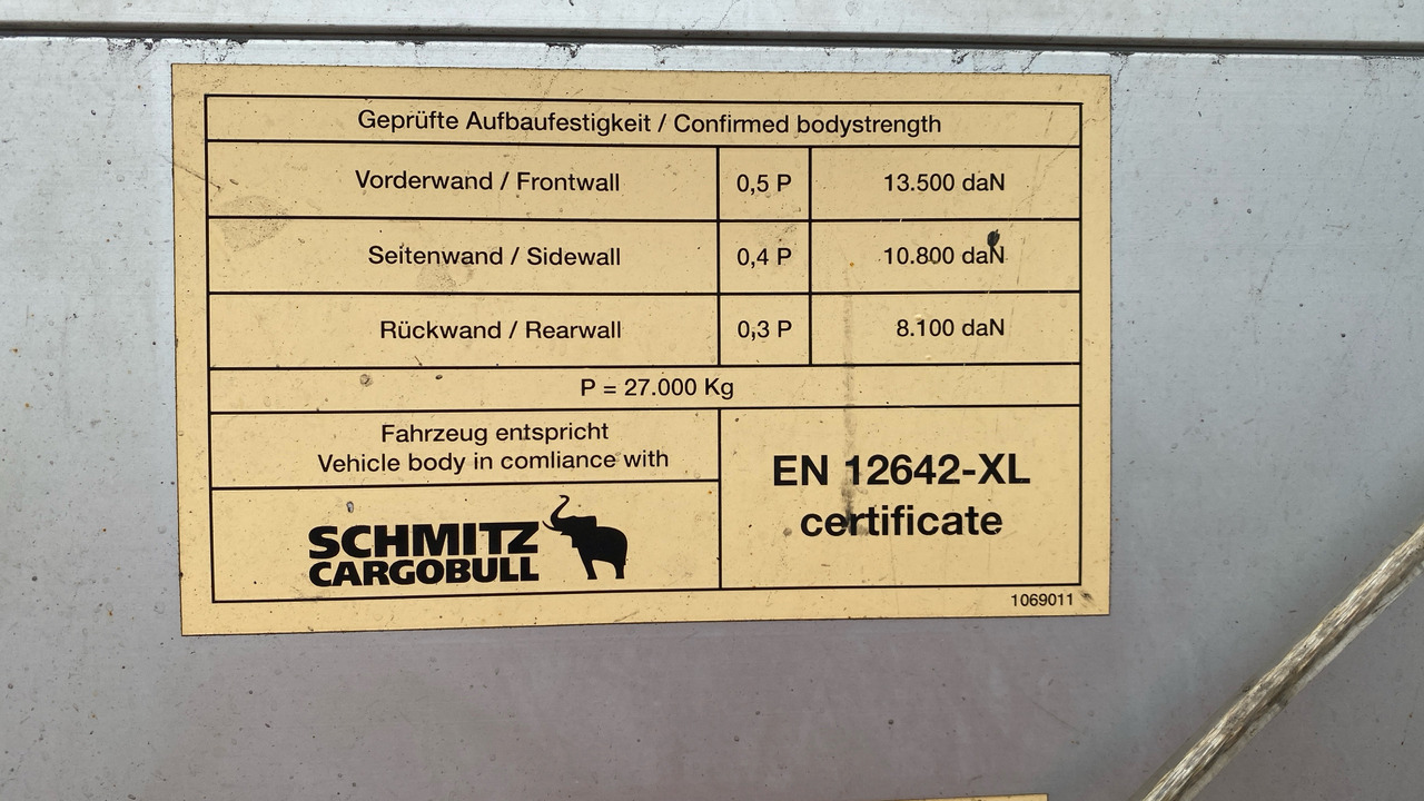 Pótkocsi SCHMITZ CURTAINSIDE MEGA EUROLINER: 16 kép. Pótkocsi SCHMITZ CURTAINSIDE MEGA EUROLINER: 16 kép.