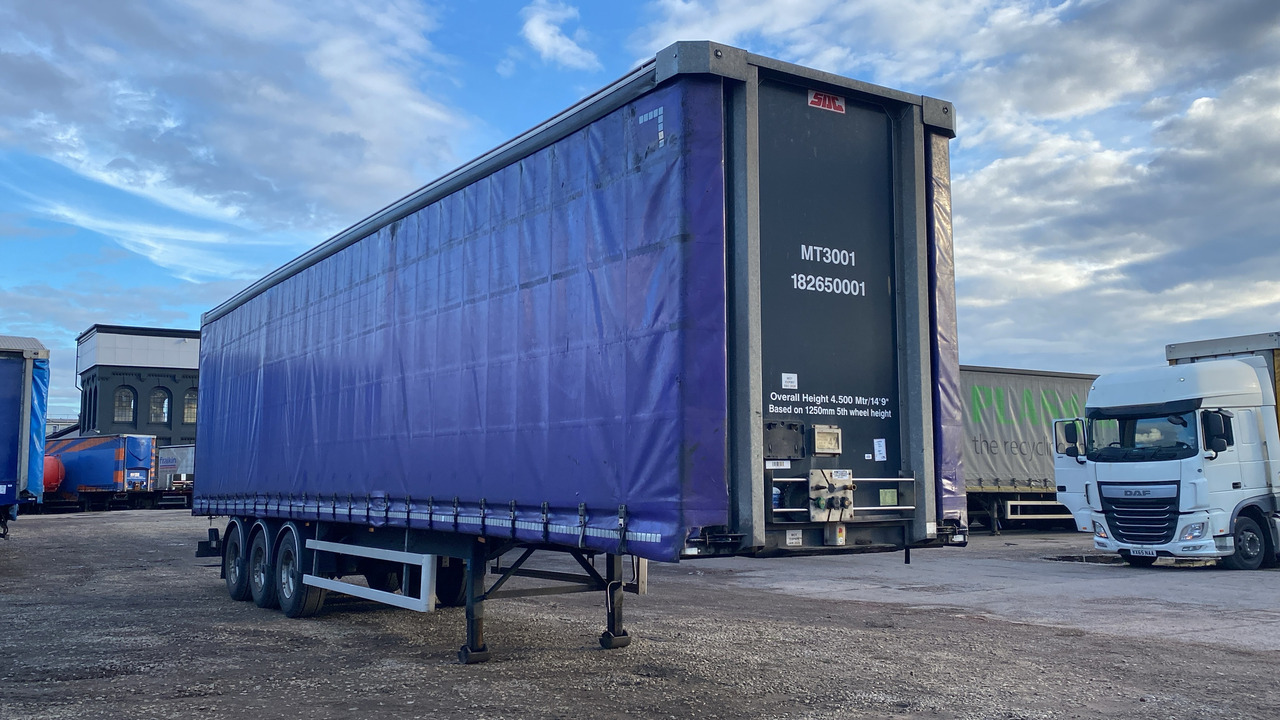 SDC CURTAINSIDE - Pótkocsi: 1 kép. SDC CURTAINSIDE - Pótkocsi: 1 kép.