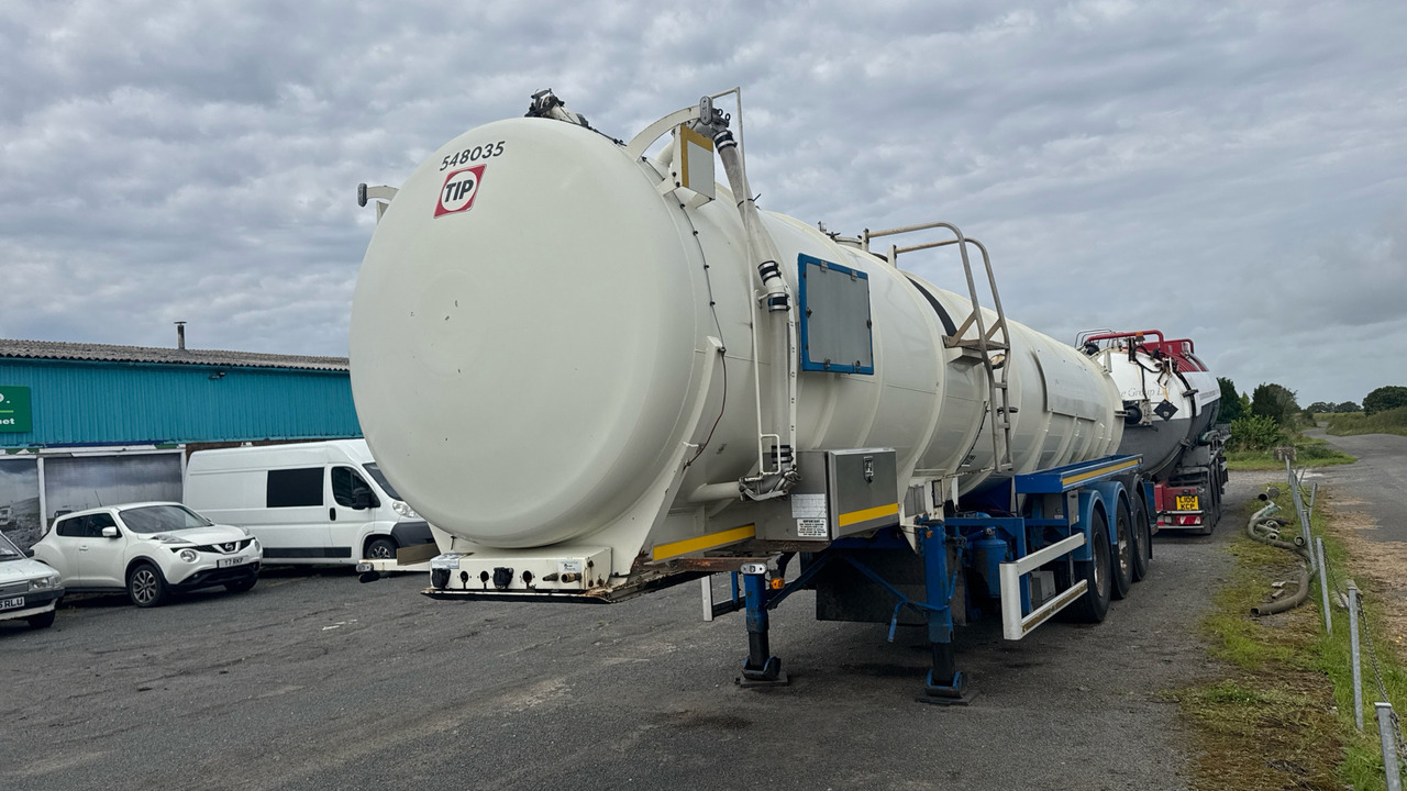 WHALE VACUUM TANKER . - Pótkocsi: 3 kép. WHALE VACUUM TANKER . - Pótkocsi: 3 kép.