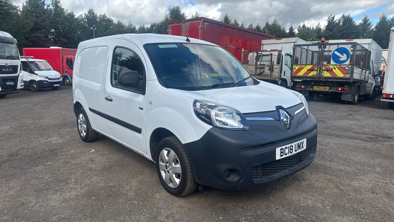 RENAULT KANGOO ZE33 Business - Kis furgon, Elektromos kisteherautó: 1 kép. RENAULT KANGOO ZE33 Business - Kis furgon, Elektromos kisteherautó: 1 kép.