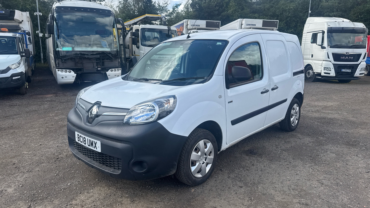 RENAULT KANGOO ZE33 Business - Kis furgon, Elektromos kisteherautó: 2 kép. RENAULT KANGOO ZE33 Business - Kis furgon, Elektromos kisteherautó: 2 kép.
