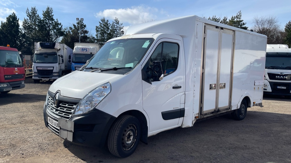 RENAULT MASTER LL35 ENERGY dCi 150 BUSINESS - Dobozos kisteherautó: 2 kép. RENAULT MASTER LL35 ENERGY dCi 150 BUSINESS - Dobozos kisteherautó: 2 kép.
