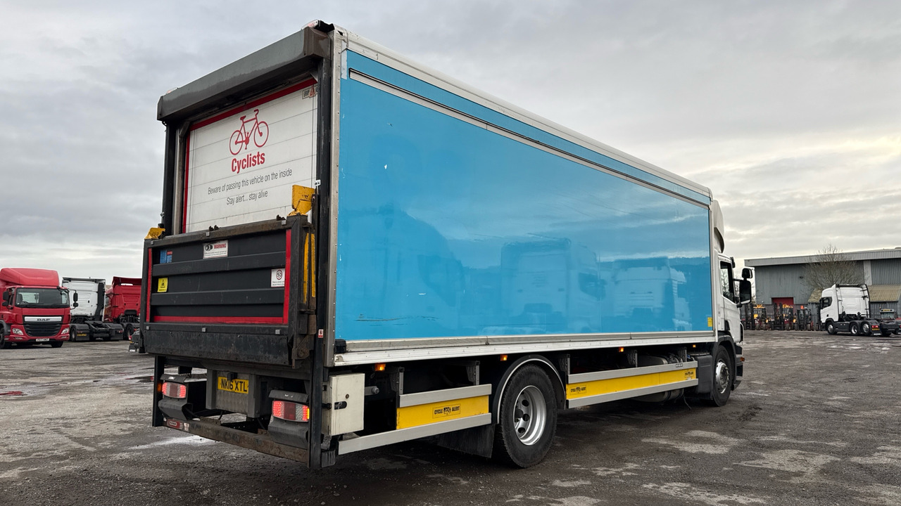 SCANIA P 250 - Hűtős teherautó: 4 kép. SCANIA P 250 - Hűtős teherautó: 4 kép.