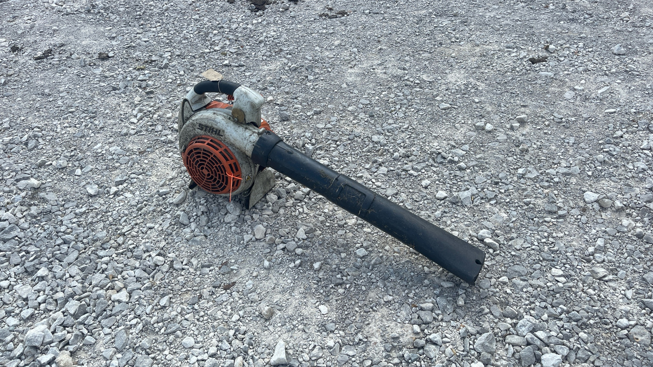 STIHL BG86C - Építőipari berendezések: 1 kép. STIHL BG86C - Építőipari berendezések: 1 kép.
