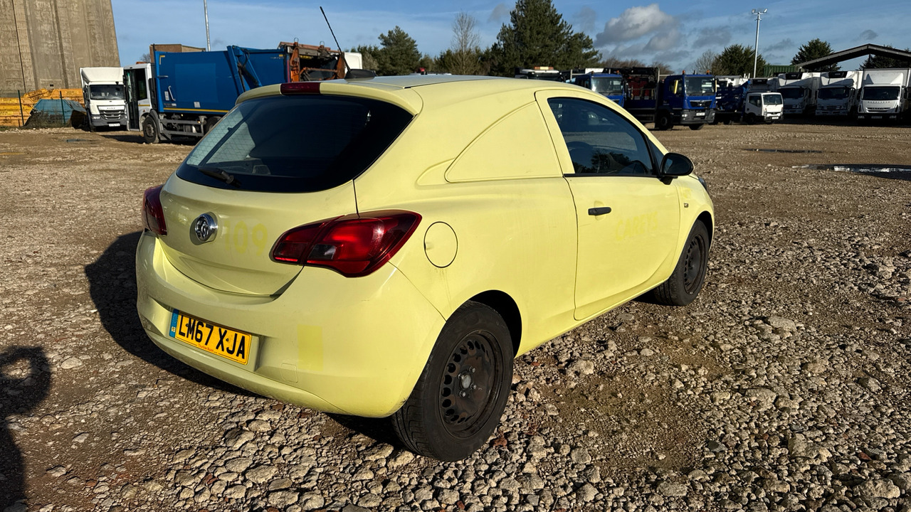 VAUXHALL CORSA 1.3 CDTI 16V - Autó: 4 kép. VAUXHALL CORSA 1.3 CDTI 16V - Autó: 4 kép.