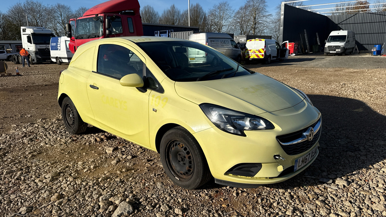 VAUXHALL CORSA 1.3 CDTI 16V - Autó: 1 kép. VAUXHALL CORSA 1.3 CDTI 16V - Autó: 1 kép.