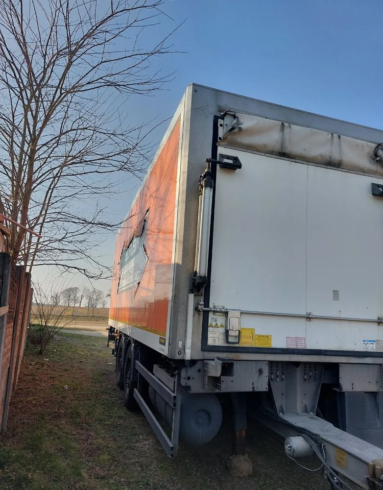 Inny Przyczepa ROHR - Pótkocsi hűtős: 3 kép. Inny Przyczepa ROHR - Pótkocsi hűtős: 3 kép.